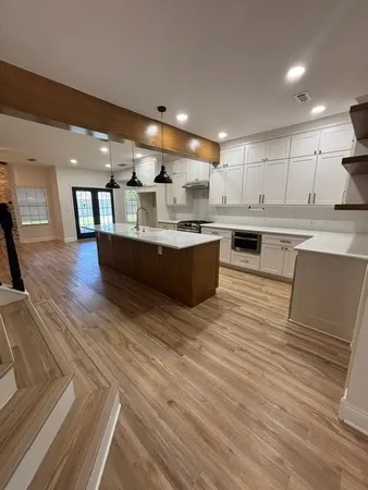 $2,800 | 1811 Emerald Lake Court, Houston, TX 77062