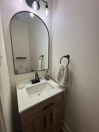 $2,800 | 1811 Emerald Lake Court, Houston, TX 77062