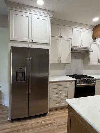 $2,800 | 1811 Emerald Lake Court, Houston, TX 77062