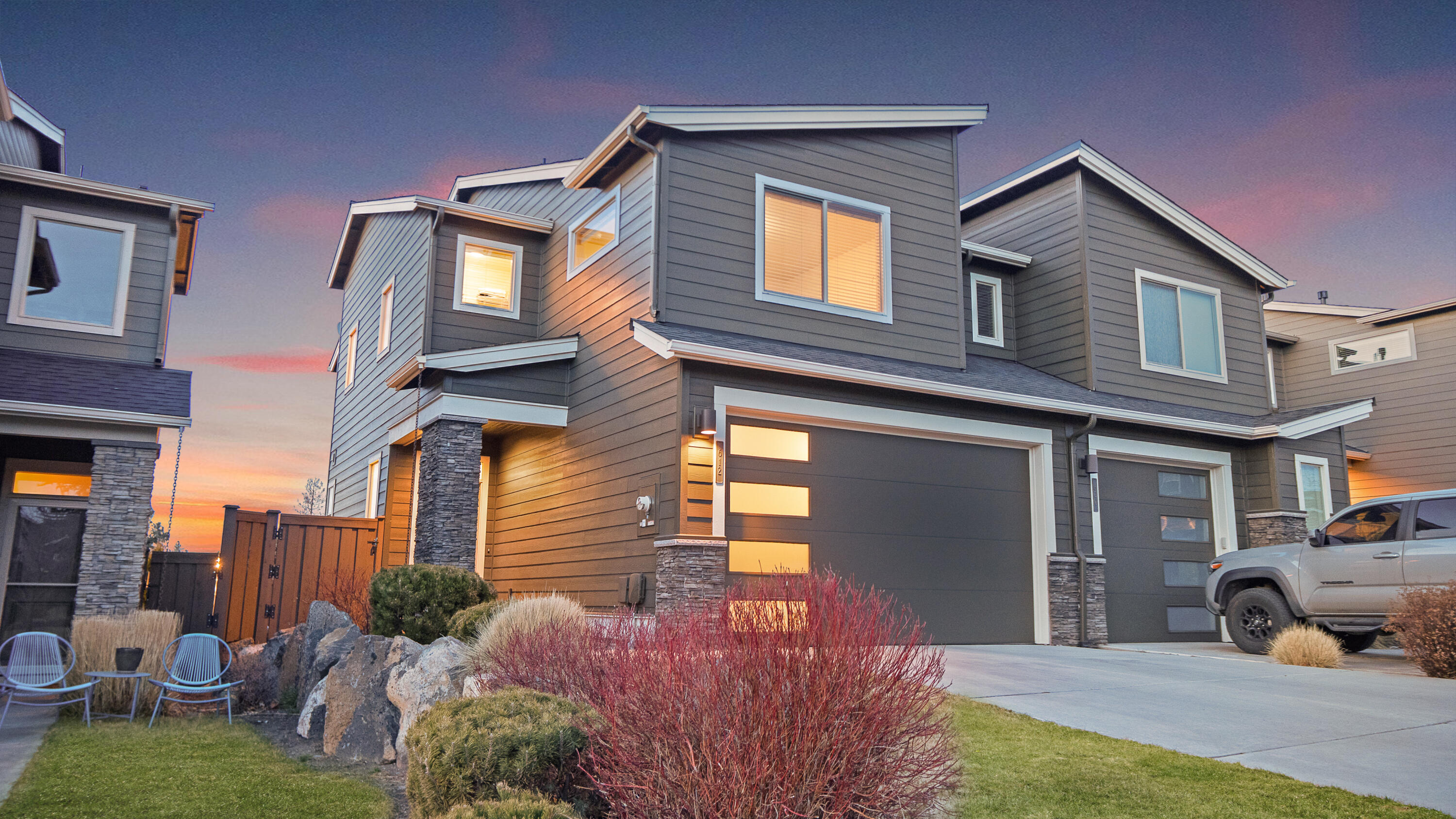 612 Northeast Vail Lane Bend, OR 97701 - Photo 2 of 32