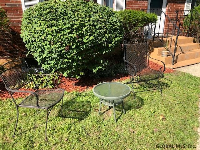 393 Wellington Road Bethlehem, NY 12054 - Photo 30 of 30 Photo 31