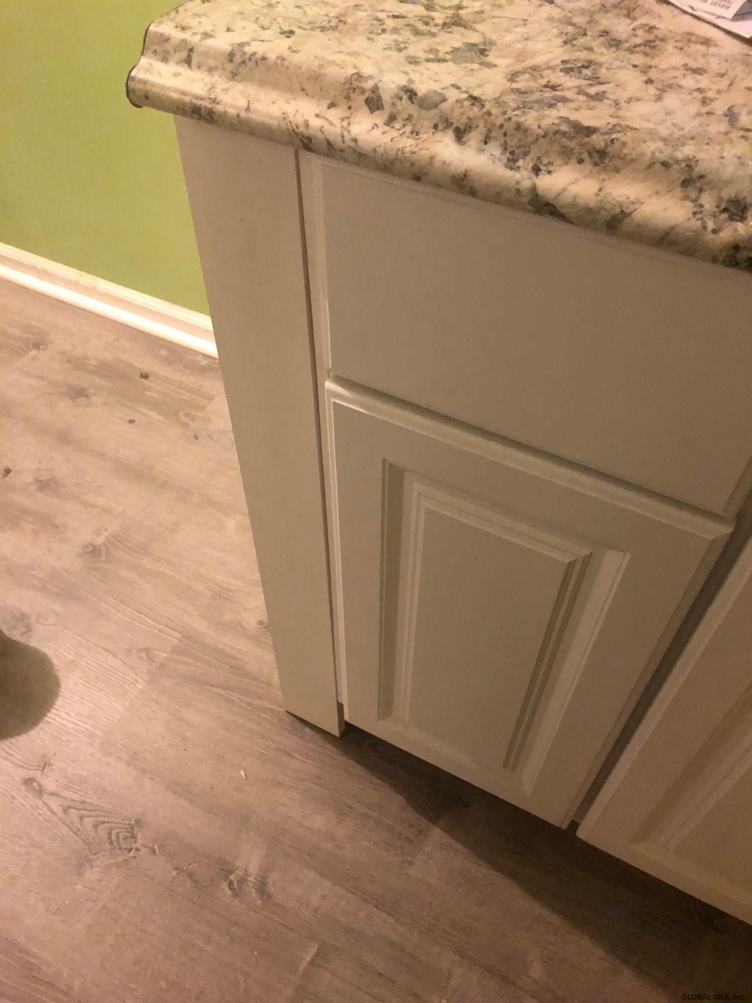 393 Wellington Road Bethlehem, NY 12054 - Photo 9 of 30 Photo 9
