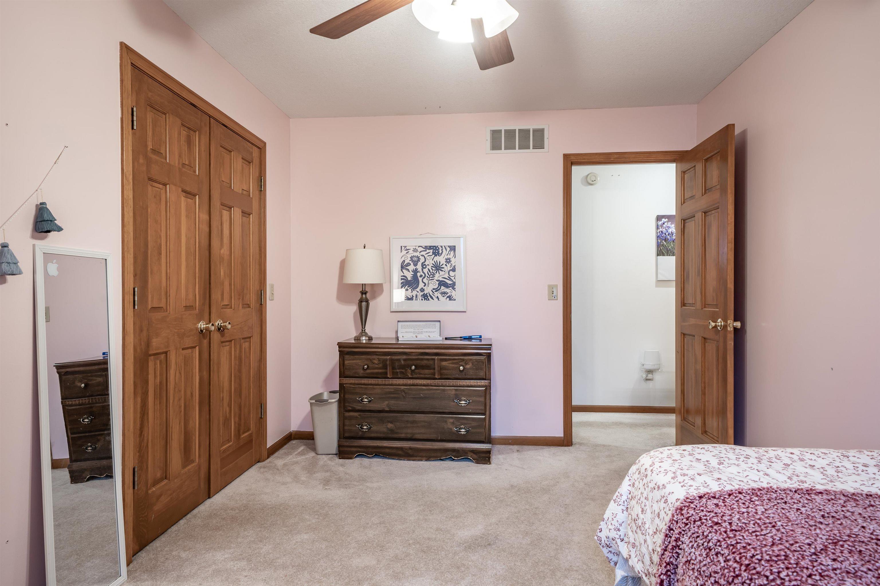 1908 Sweet Cider Road Fort Wayne, IN 46818 - Photo 23 of 33 Gallery Image 23