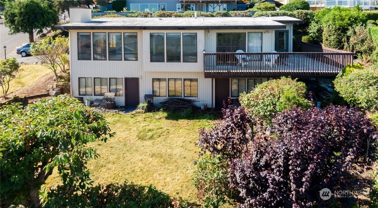 29703 3rd Avenue Southwest Federal Way, WA 98023 - Photo 1 of 1 a view of a house with pool and garden