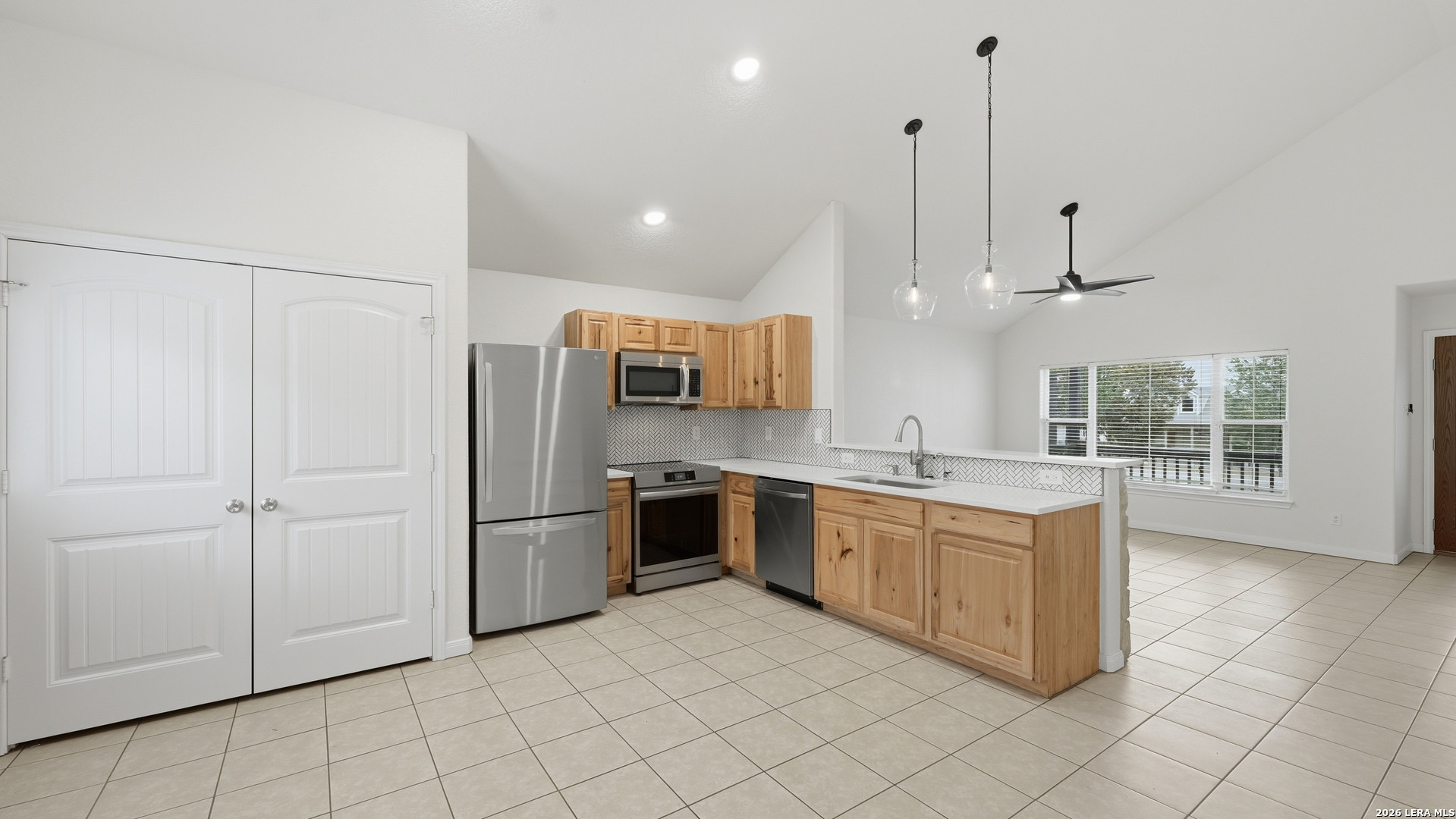 1361 Bob White Drive Spring Branch, TX 78070 - Photo 7 of 30