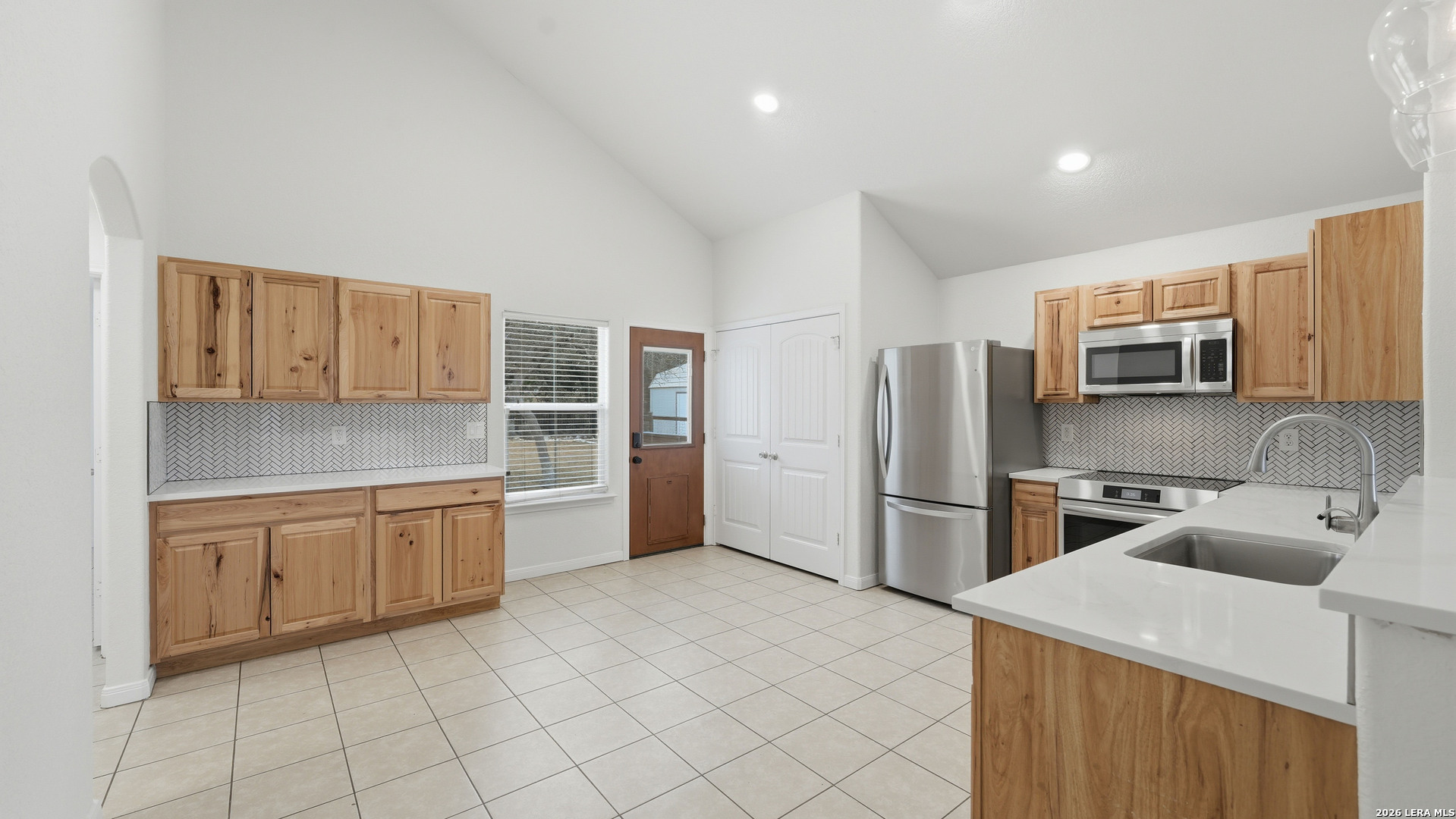 1361 Bob White Drive Spring Branch, TX 78070 - Photo 10 of 30