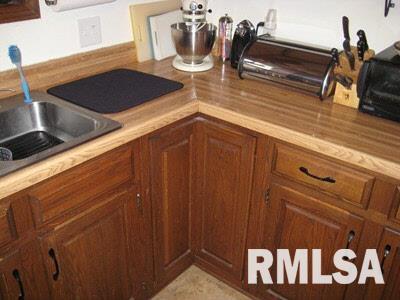 15141 Bend Road Carterville, IL 62918 - Photo 7 of 49 Gallery Image 7