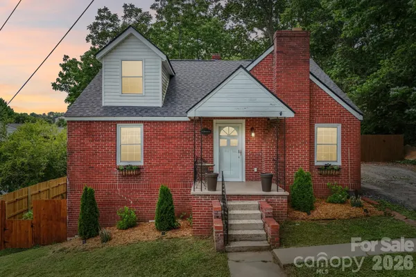 $499,000 | 111 Bennett Street, Burnsville, NC 28714