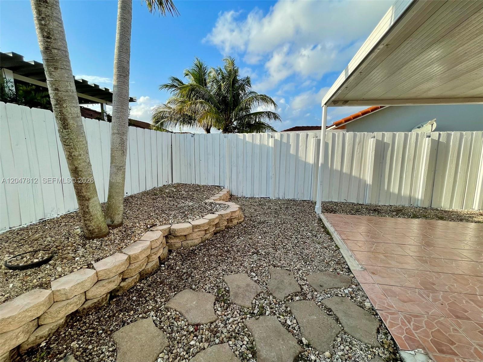 18254 Southwest 143rd Place Miami, FL 33177 - Photo 24 of 26