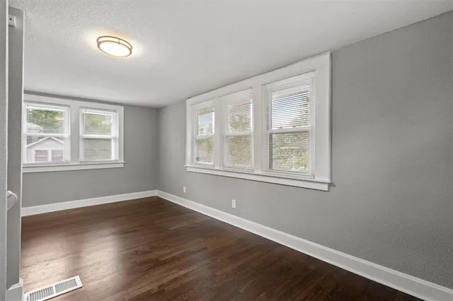 $199,000 | 2241 East 68th Street, Kansas City, MO 64132