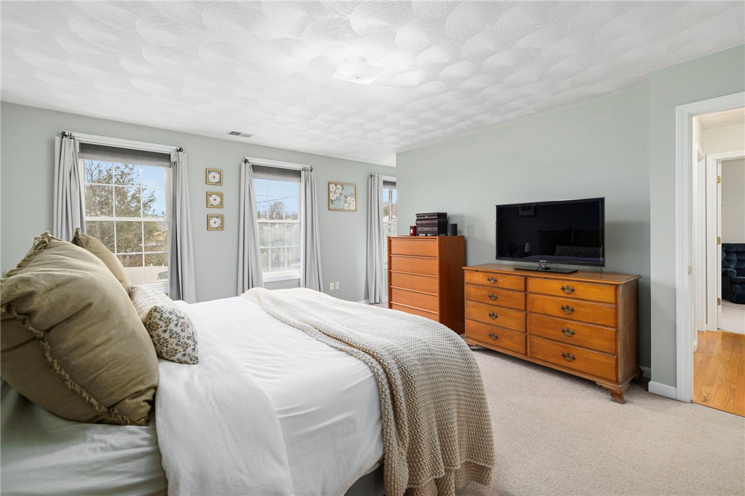 75 MacBeth Street Cranston, RI 02920 - Photo 22 of 45