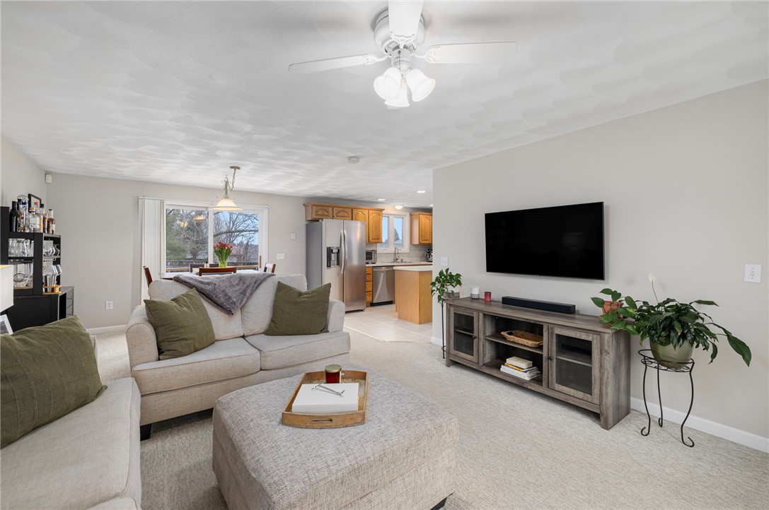 75 MacBeth Street Cranston, RI 02920 - Photo 4 of 45