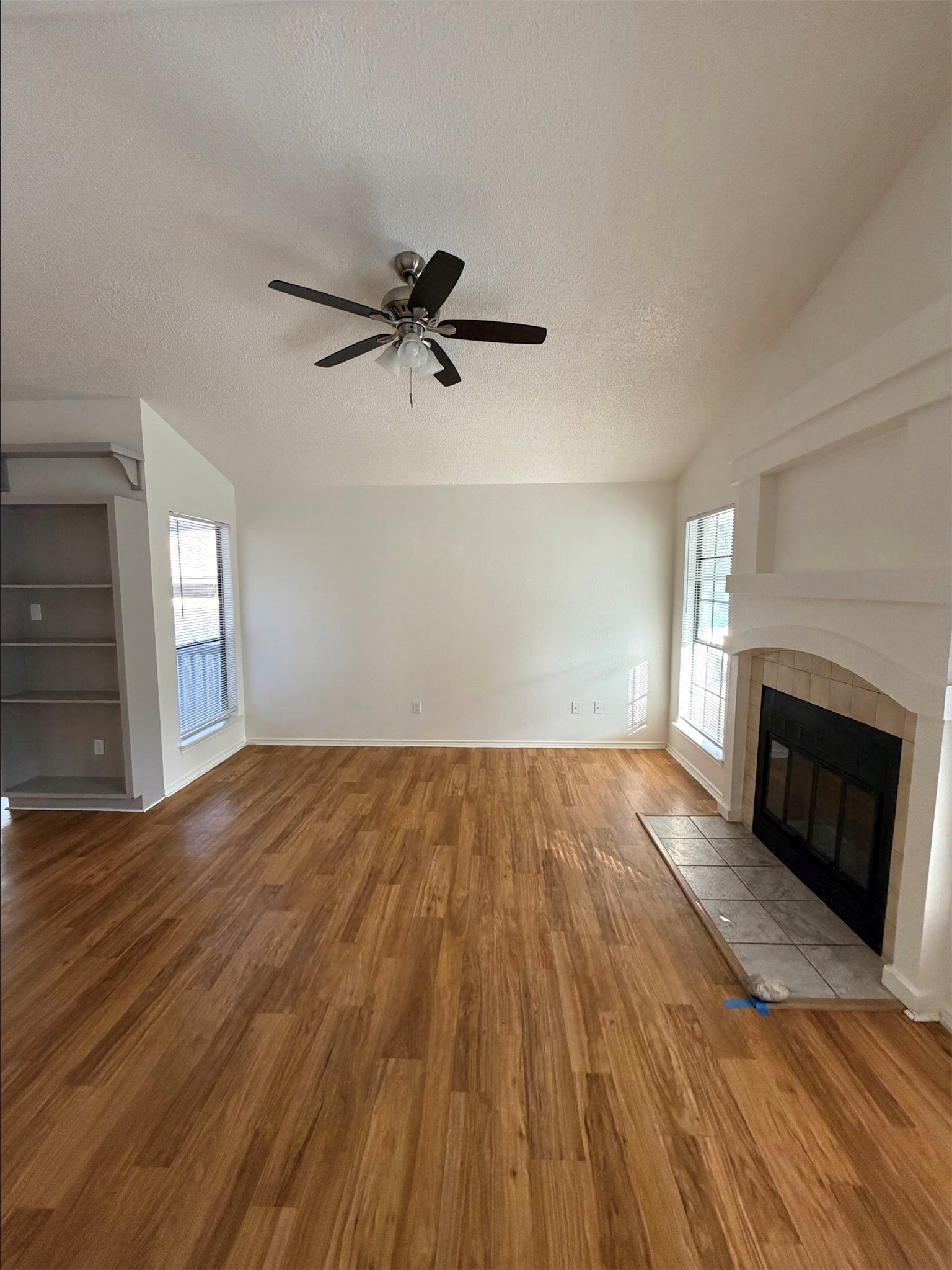 12021 Shady Springs Road Austin, TX 78758 - Photo 3 of 32 Gallery Image 3