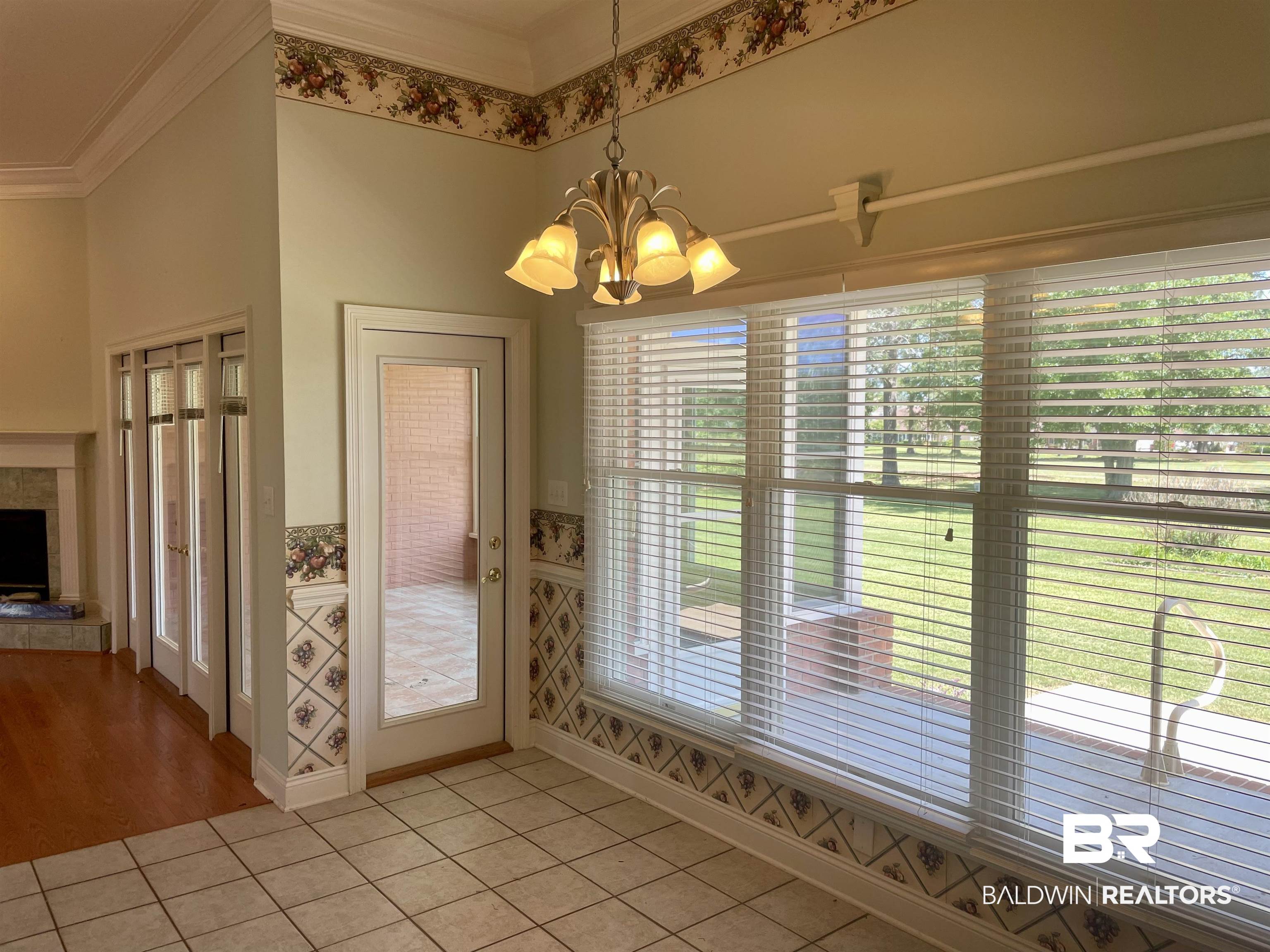 22500 Wedgewood Drive Foley, AL 36535 - Photo 16 of 36 Breakfast