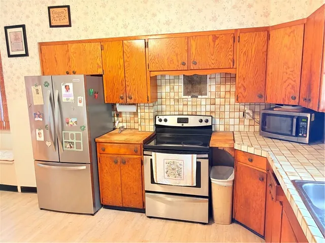 $174,900 | 1404 South 8th Street, Atchison, KS 66002