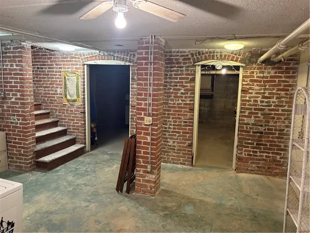 $174,900 | 1404 South 8th Street, Atchison, KS 66002