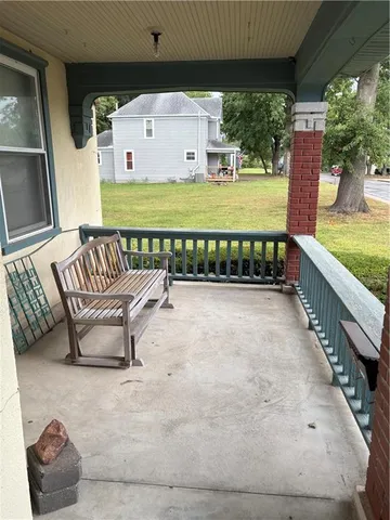 $174,900 | 1404 South 8th Street, Atchison, KS 66002