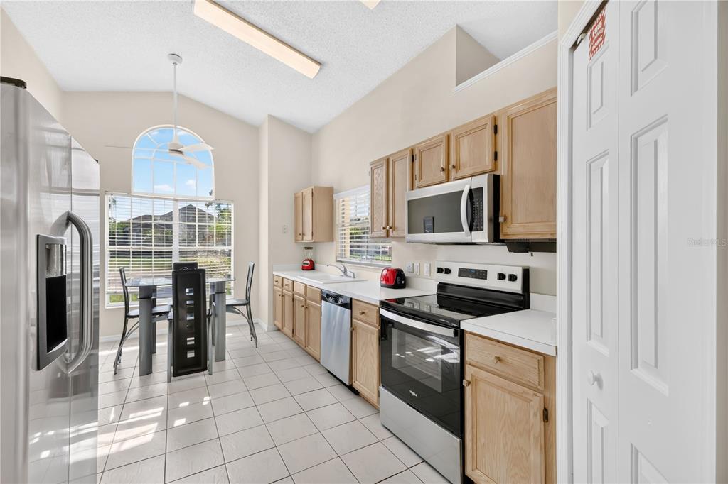 103 Moss Bluff Road Kissimmee, FL 34746 - Photo 9 of 26