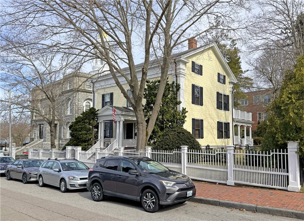 10 Bull Street Newport, RI 02840 - Photo 1 of 50