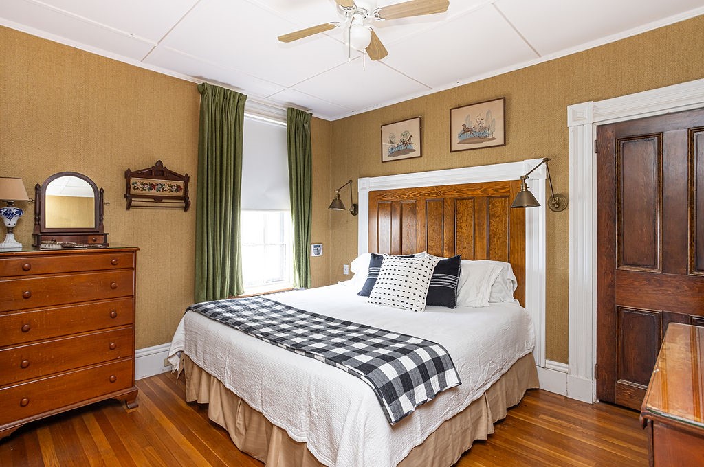 10 Bull Street Newport, RI 02840 - Photo 34 of 50