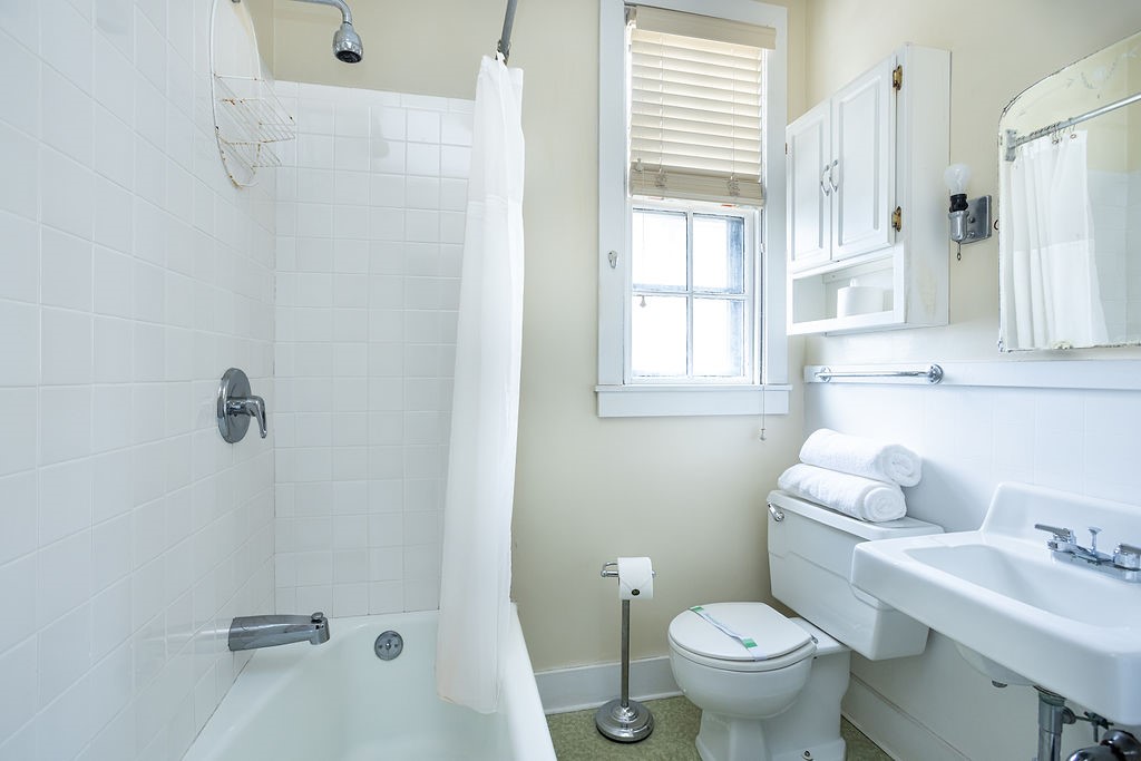 10 Bull Street Newport, RI 02840 - Photo 35 of 50