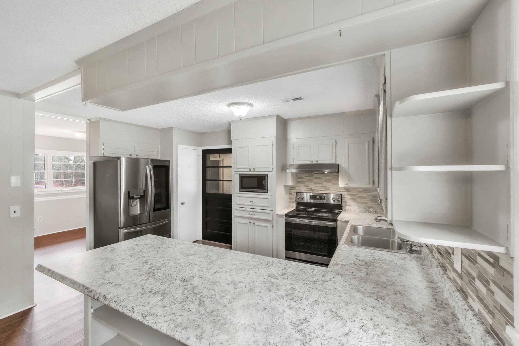 904 McAbee Road Spartanburg, SC 29306 - Photo 8 of 21