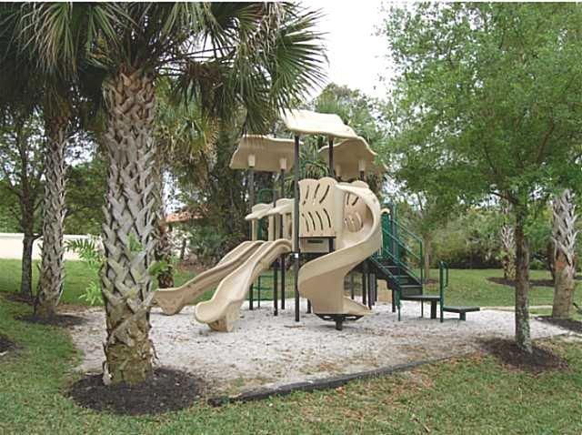 326 Southwest Walking Path Stuart, FL 34997 - Photo 45 of 49 a view of outdoor space with entertaining space