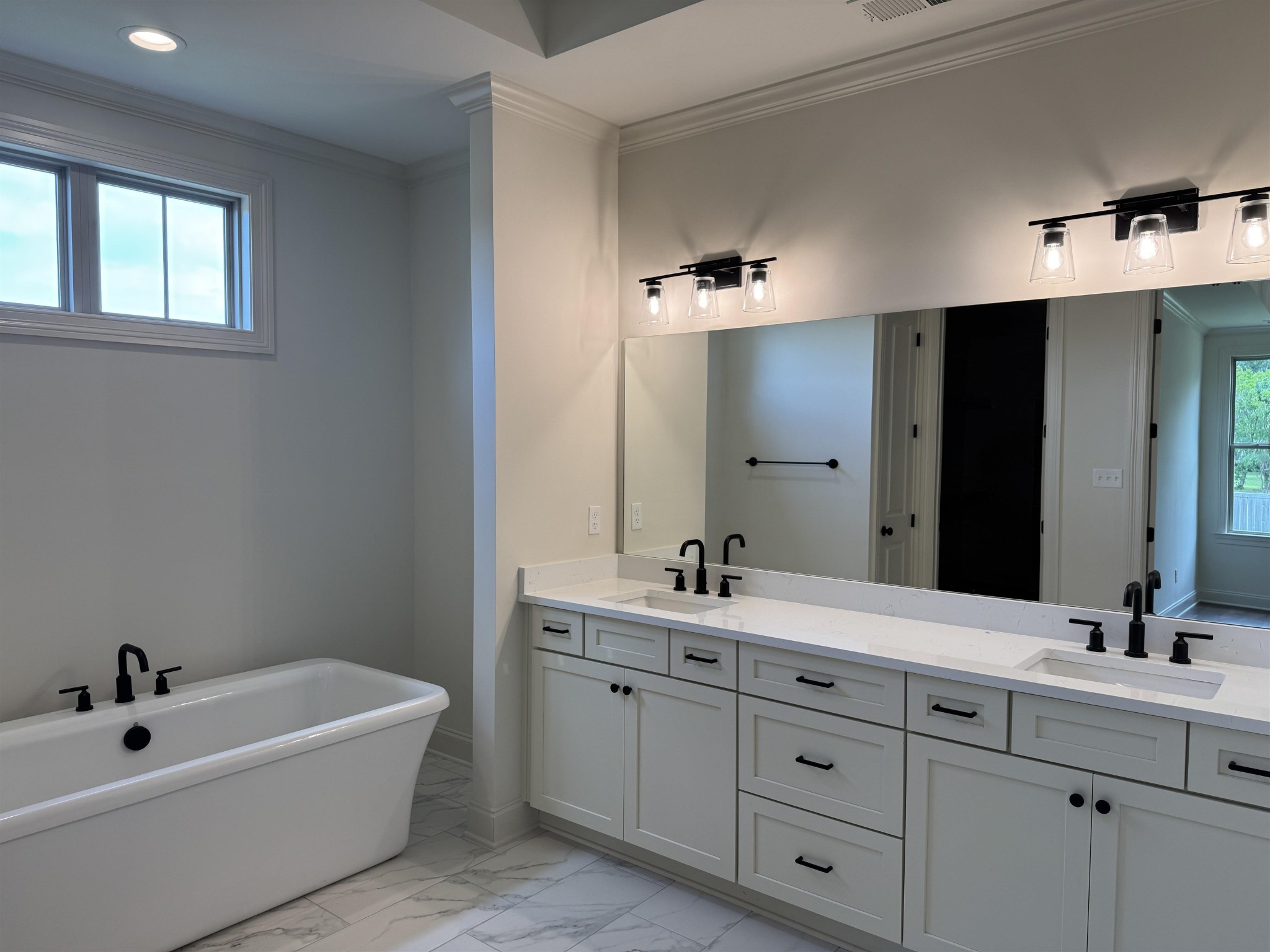 817 Bellflower Way Collierville, TN 38017 - Photo 8 of 28 Gallery Image 8
