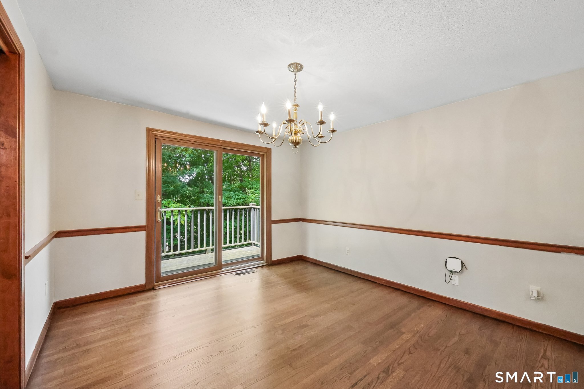 439 Brewster Road Bristol, CT 06010 - Photo 15 of 40