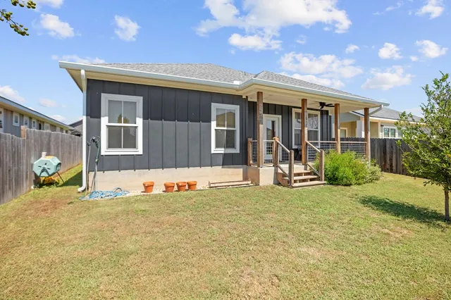 $390,000 | 109 Feather Way, Fredericksburg, TX 78624