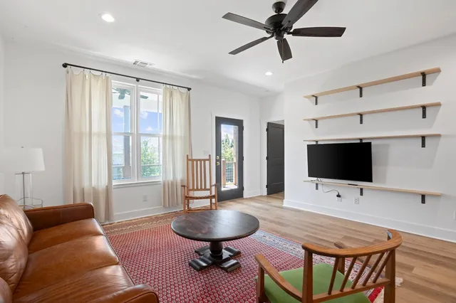 $390,000 | 109 Feather Way, Fredericksburg, TX 78624