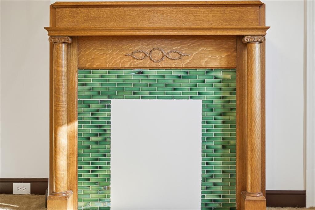 218 10th Street Aspinwall, PA 15215 - Photo 17 of 49 a utility room with dryer and washer