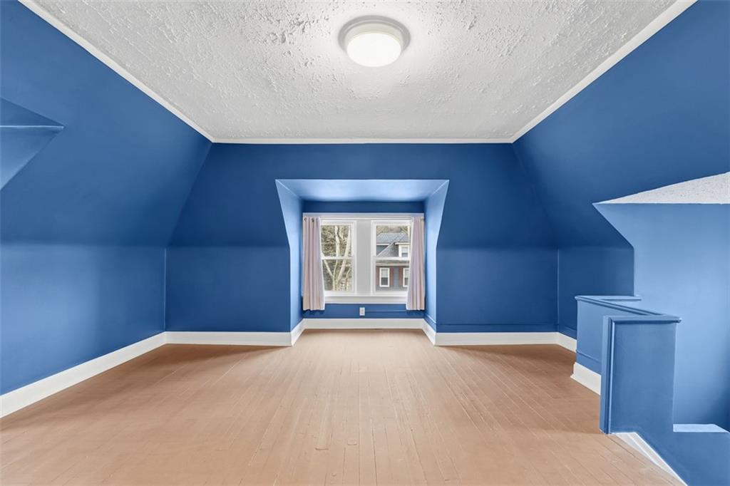 218 10th Street Aspinwall, PA 15215 - Photo 34 of 49 a view of an empty room with a window
