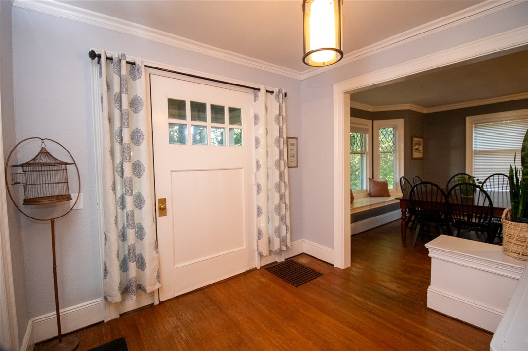 13 Cherry Street Lyons, NY 14489 - Photo 18 of 44 Front door