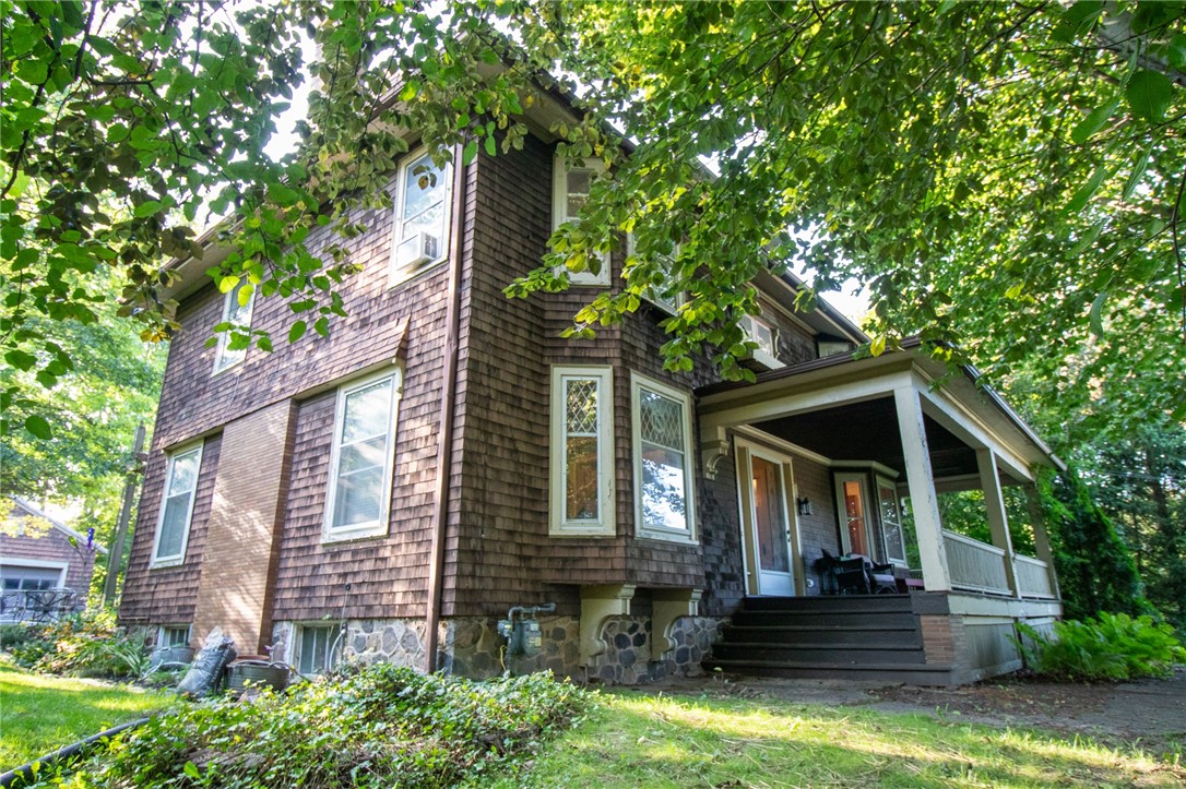13 Cherry Street Lyons, NY 14489 - Photo 6 of 44 Front left side of house