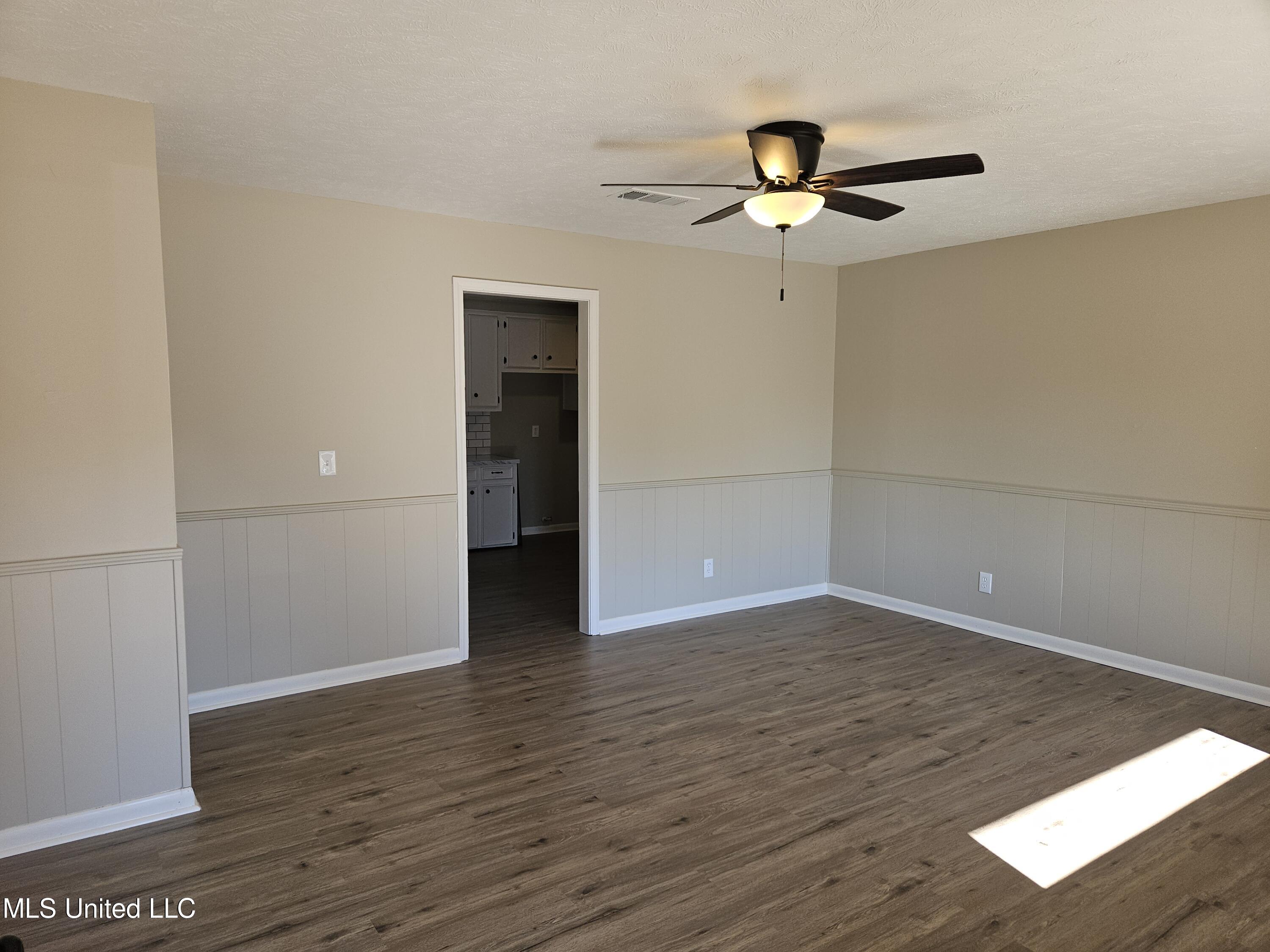146 Newsome Road Mendenhall, MS 39114 - Photo 4 of 17 20240119_104307