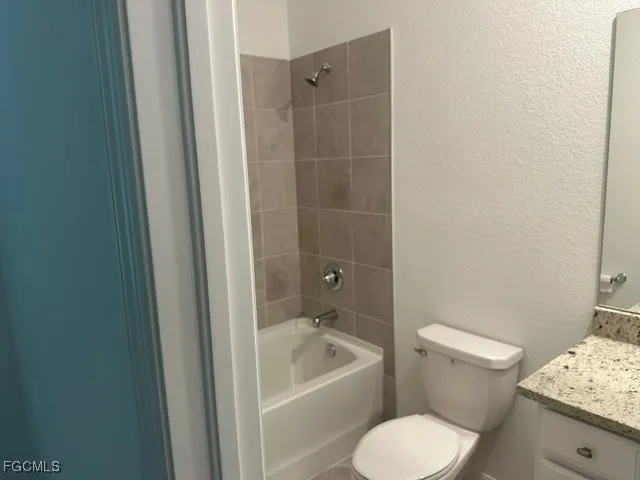 $2,150 | 14717 Palamos Circle, Fort Myers, FL 33905