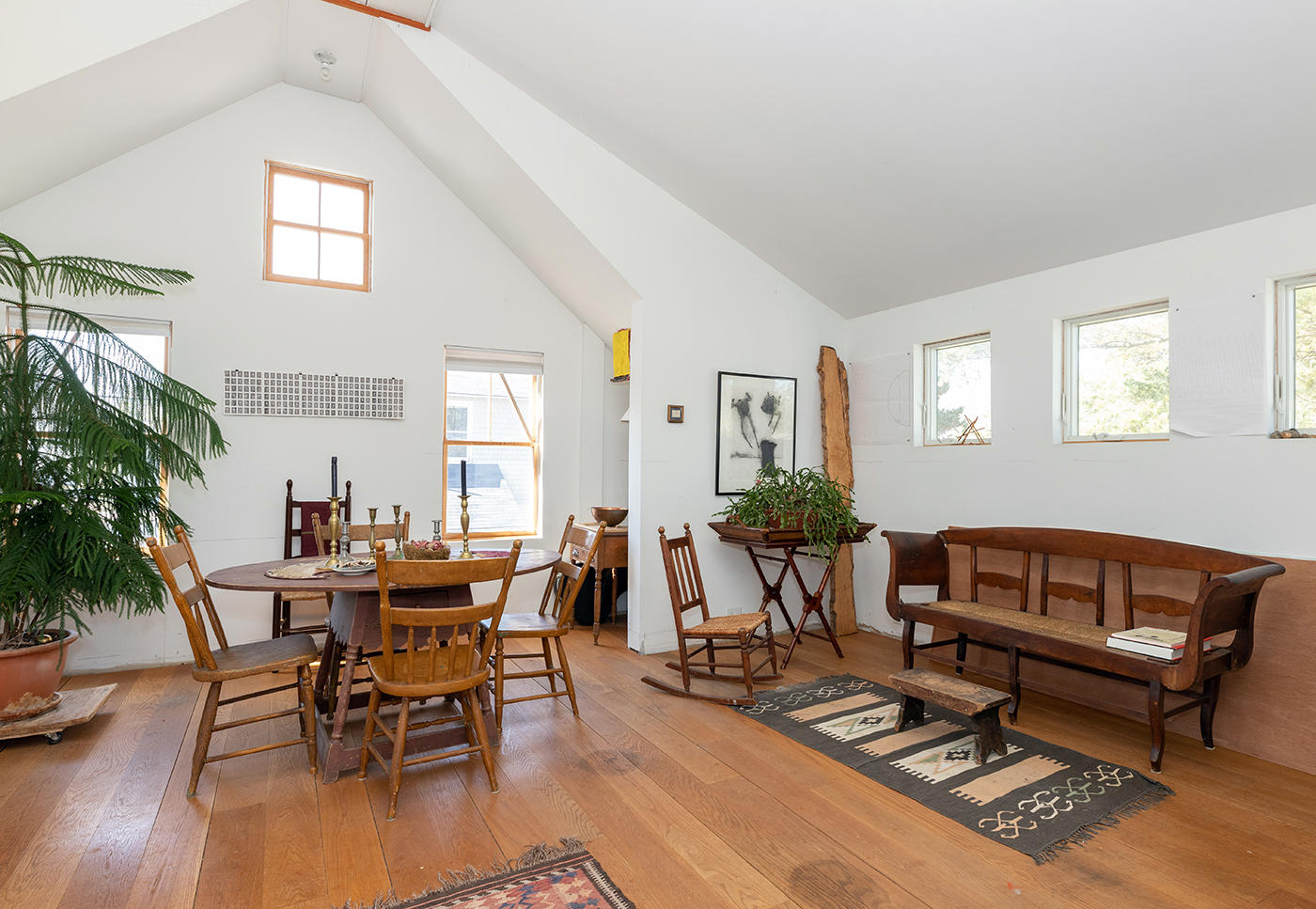 26 Union Street Camden, ME 04843 - Photo 21 of 28 Guest house living space