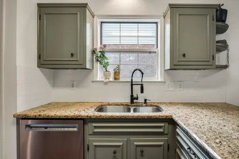 $575,000 | 1476 Birchwood Circle, Franklin, TN 37064