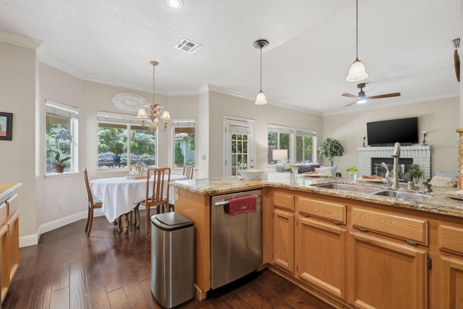 2936 Avon Road Rocklin, CA 95765 - Photo 10 of 79