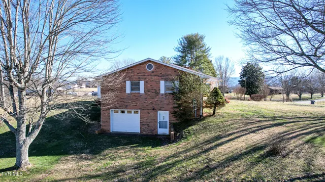 $529,900 | 308 Norton Road, Greeneville, TN 37745