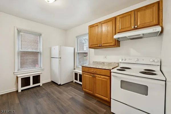 $2,900 | 289 Hilton Avenue, Union, NJ 07088