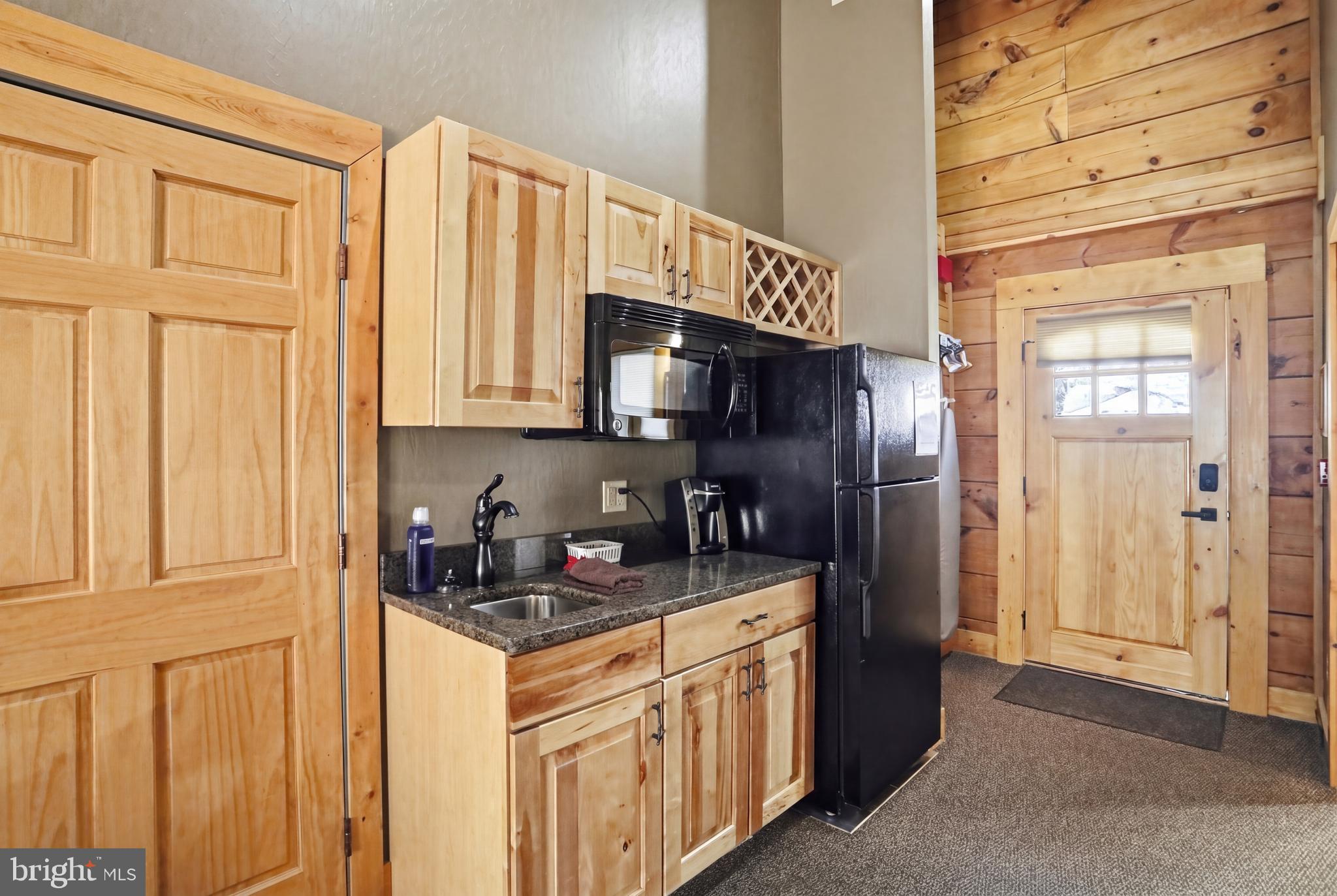 315 Cabin Lodge Road McHenry, MD 21541 - Photo 12 of 20