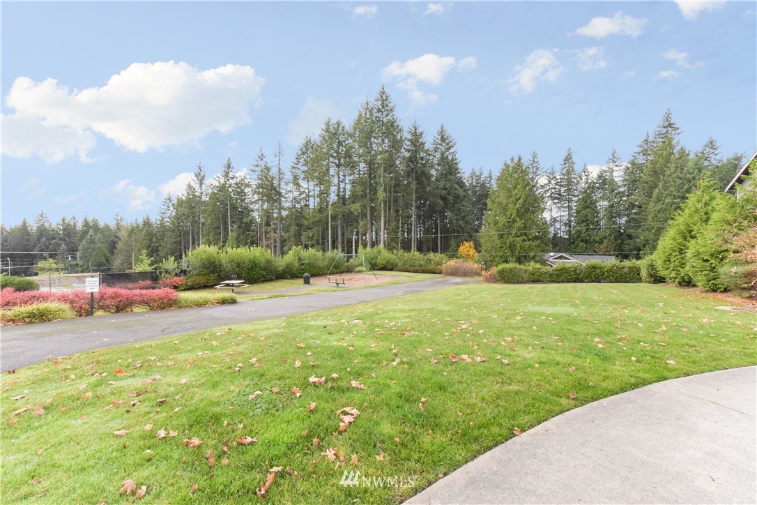 22330 35th Drive Southeast Bothell, WA 98021 - Photo 23 of 25 a view of outdoor space with garden view
