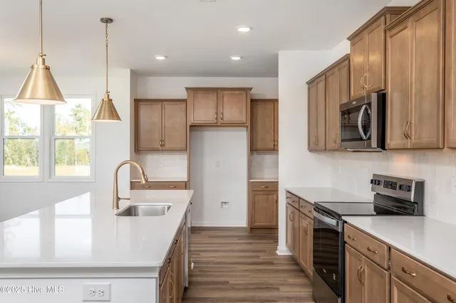 $469,990 | 2007 Red Woodpecker Court, Unit 33, Leland, NC 28451