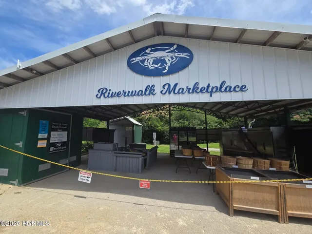 $469,990 | 2007 Red Woodpecker Court, Unit 33, Leland, NC 28451