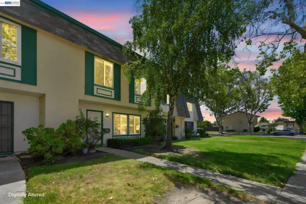 $699,950 | 27540 Ponderosa Court, Hayward, CA 94545