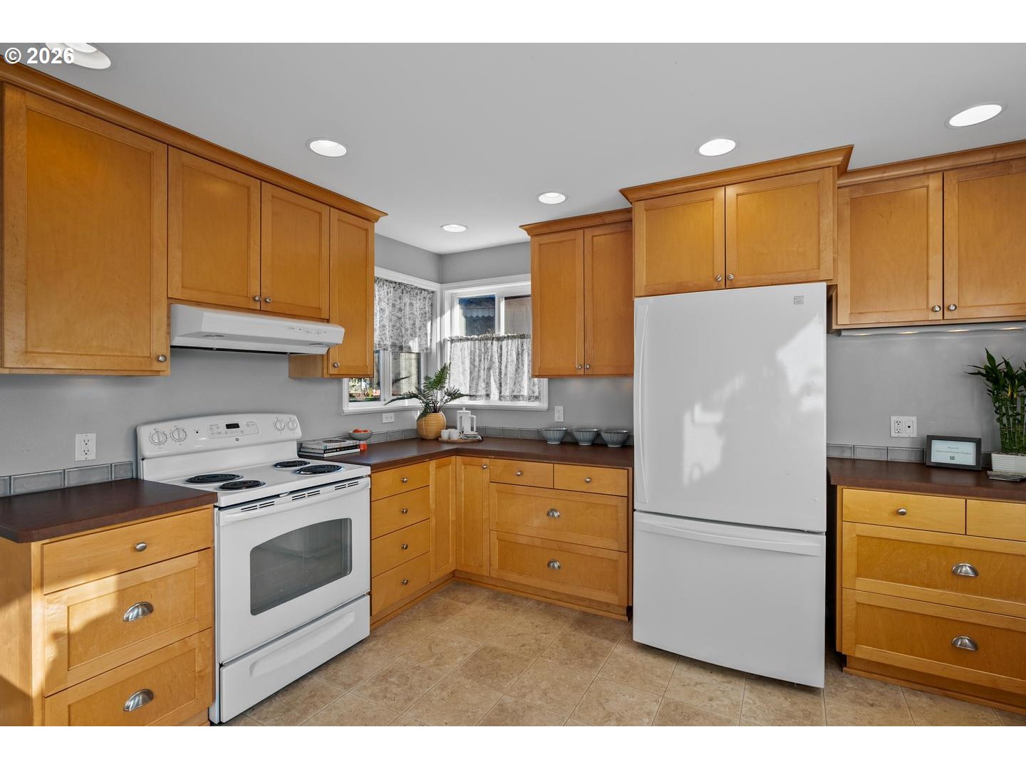 13120 Southwest Rita Drive Beaverton, OR 97005 - Photo 12 of 37 Gallery Image 12