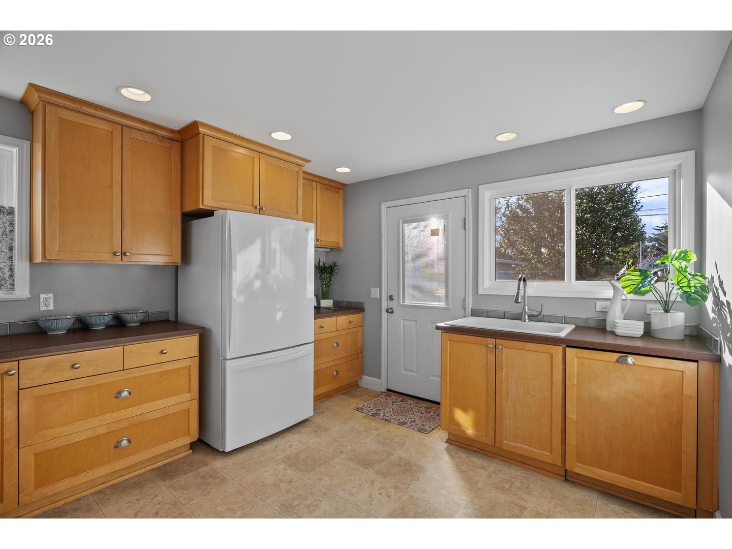 13120 Southwest Rita Drive Beaverton, OR 97005 - Photo 13 of 37 Gallery Image 13