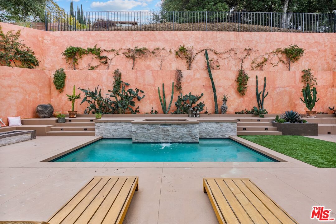 3553 Alana Drive Sherman Oaks, CA 91403 - Photo 32 of 35 a view of park with large trees